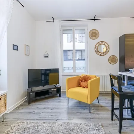 Boss Gare Confort Netflix Climatisation Portable Cours Jean Jaures & Marche Local Grenoble Exterior photo