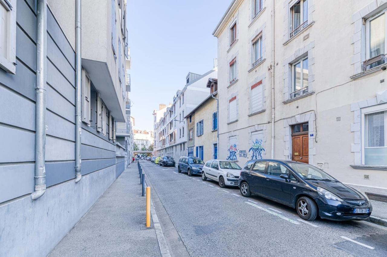 Boss Gare Confort Netflix Climatisation Portable Cours Jean Jaures & Marche Local